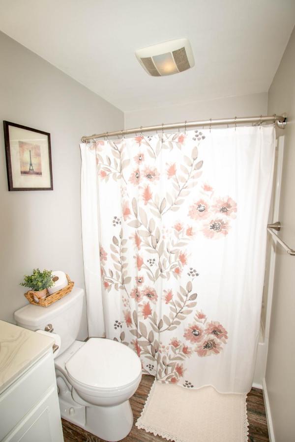 Large Beautiful Apartment Hershey Extérieur photo